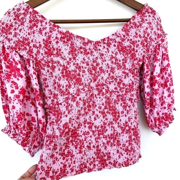 Steve Madden BB Dakota off-shoulder top, elasticized body, 3/4 length sleeves - Picture 9 of 14